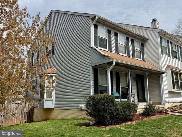 6920 HOVINGHAM CT, Centreville, VA 20121