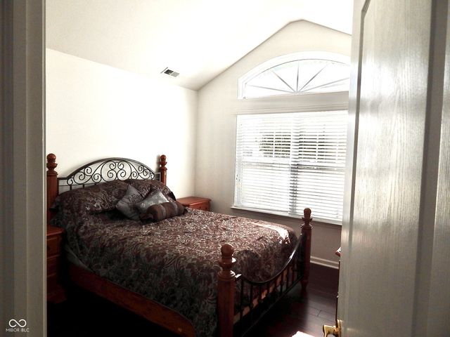 1350 Hamilton Drive, Greenwood, IN 46143