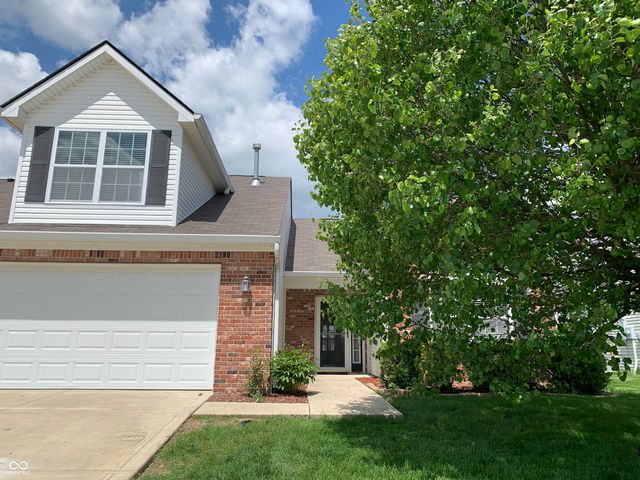 1350 Hamilton Drive, Greenwood, IN 46143