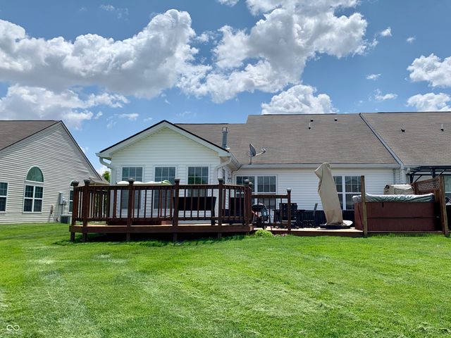 1350 Hamilton Drive, Greenwood, IN 46143