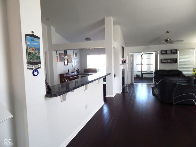 1350 Hamilton Drive, Greenwood, IN 46143
