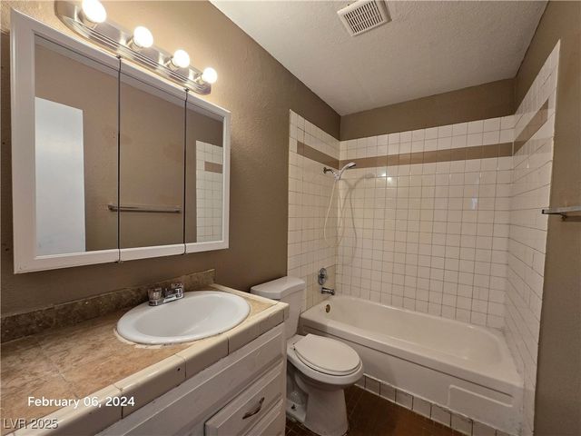 505 McKellar Circle 01, Las Vegas, NV 89119