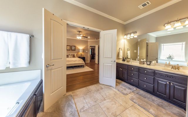 4402 108th Street, UNIT 10, Lubbock, TX 79424