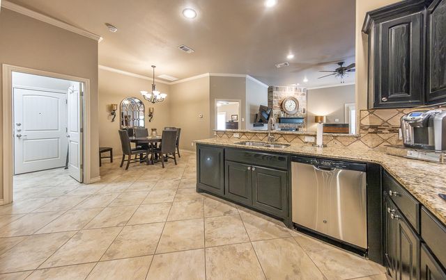 4402 108th Street, UNIT 10, Lubbock, TX 79424