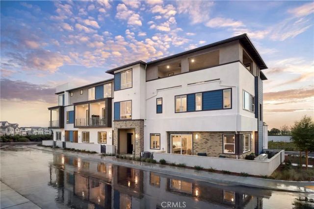 467 Treble, Irvine, CA 92618