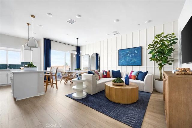 467 Treble, Irvine, CA 92618