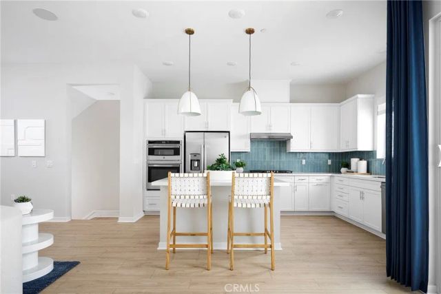 467 Treble, Irvine, CA 92618