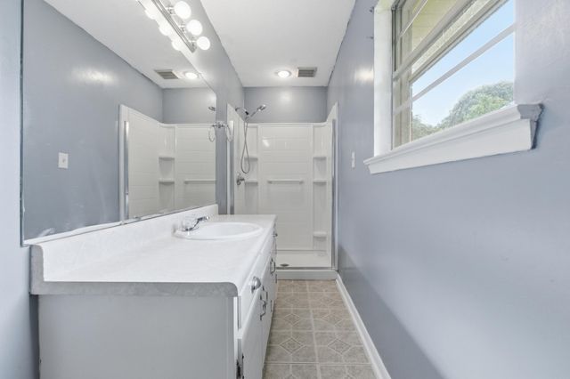 5 Montayne Drive, Rossville, GA 30741