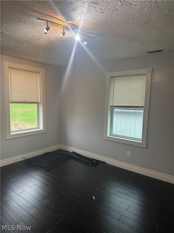 3946 Dunton Road, Lorain, OH 44055