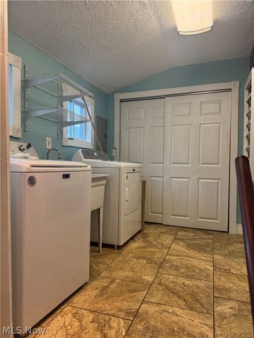 3946 Dunton Road, Lorain, OH 44055