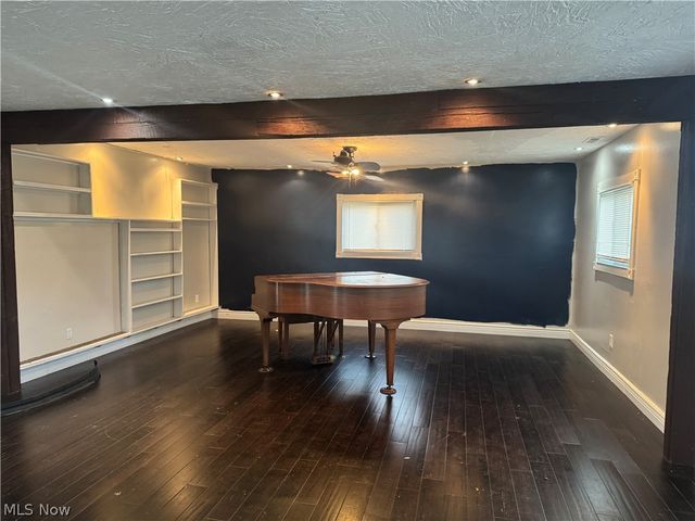 3946 Dunton Road, Lorain, OH 44055