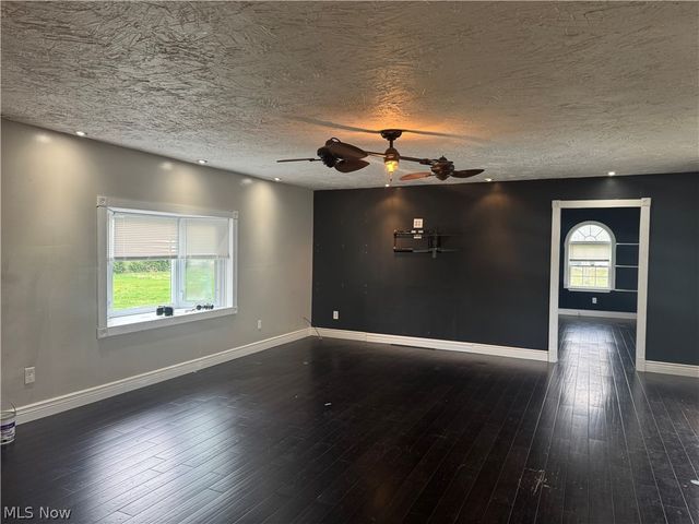 3946 Dunton Road, Lorain, OH 44055