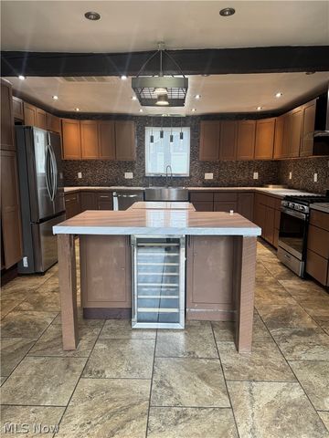 3946 Dunton Road, Lorain, OH 44055