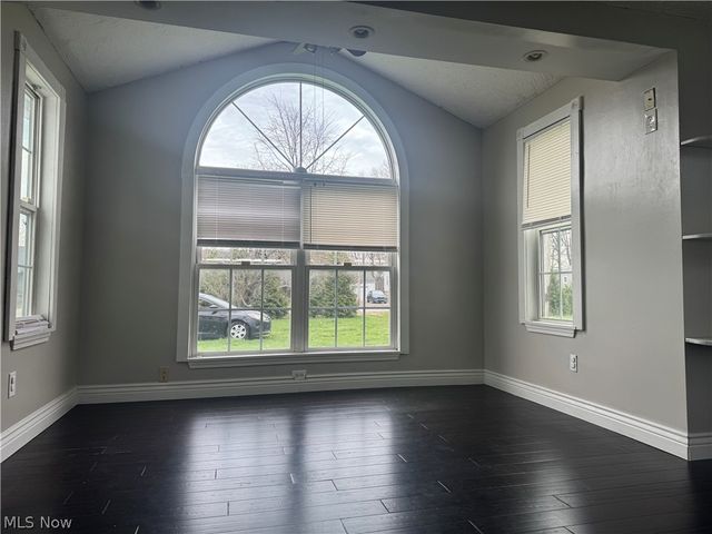 3946 Dunton Road, Lorain, OH 44055