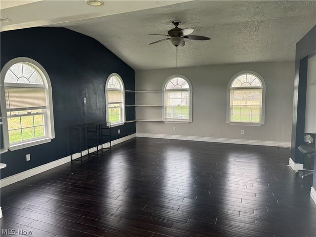 3946 Dunton Road, Lorain, OH 44055