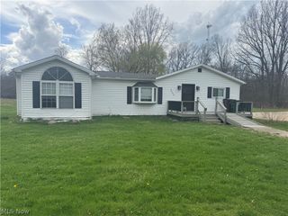 3946 Dunton Road, Lorain, OH 44055