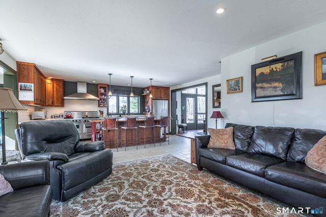 19 Hollenbeck Road, Cornwall, CT 06031