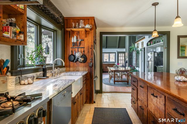 19 Hollenbeck Road, Cornwall, CT 06031