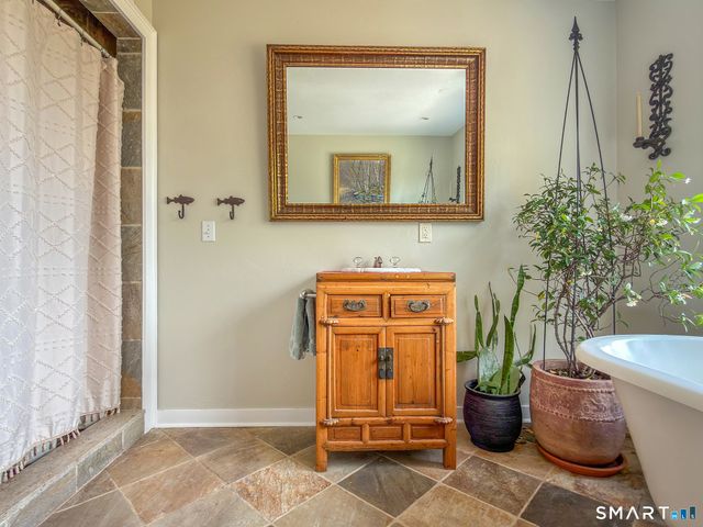 19 Hollenbeck Road, Cornwall, CT 06031