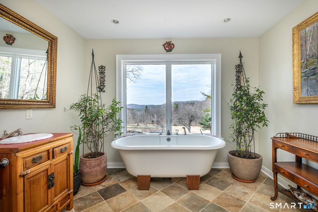 19 Hollenbeck Road, Cornwall, CT 06031