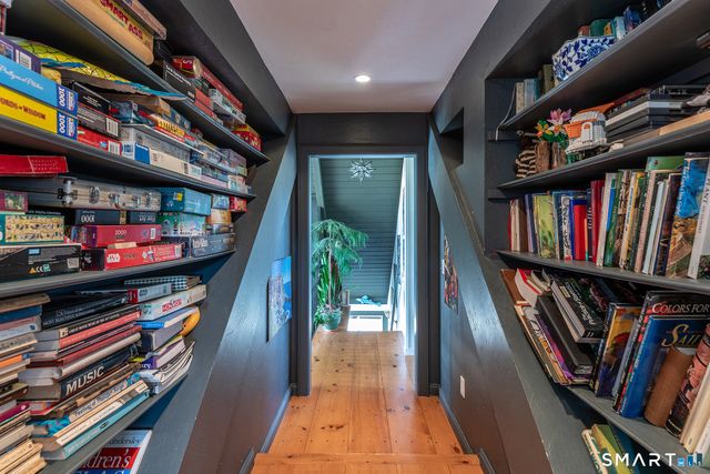 19 Hollenbeck Road, Cornwall, CT 06031