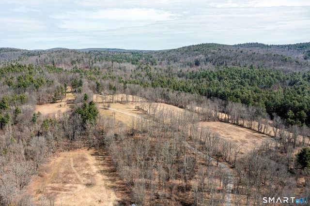 19 Hollenbeck Road, Cornwall, CT 06031