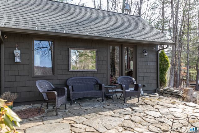 19 Hollenbeck Road, Cornwall, CT 06031