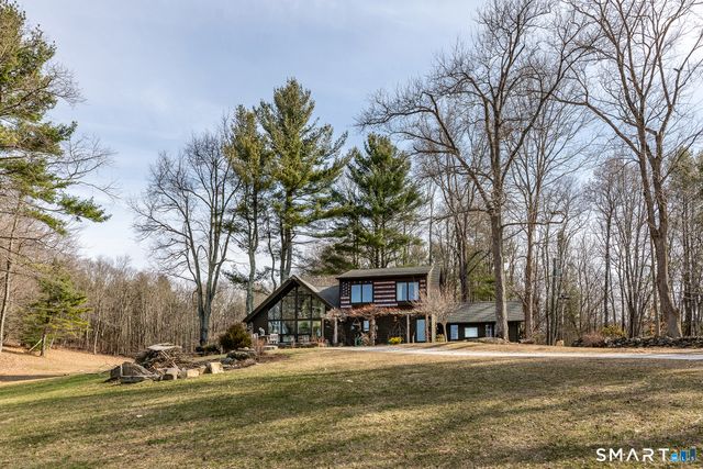 19 Hollenbeck Road, Cornwall, CT 06031