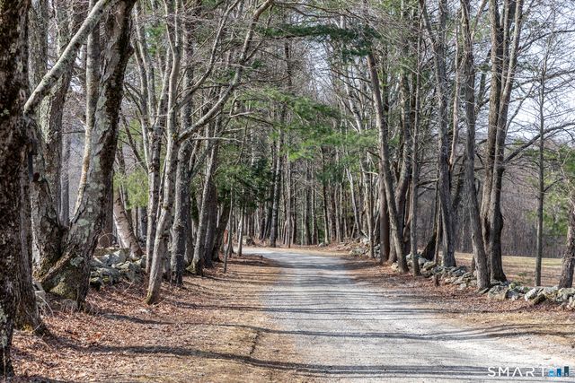 19 Hollenbeck Road, Cornwall, CT 06031