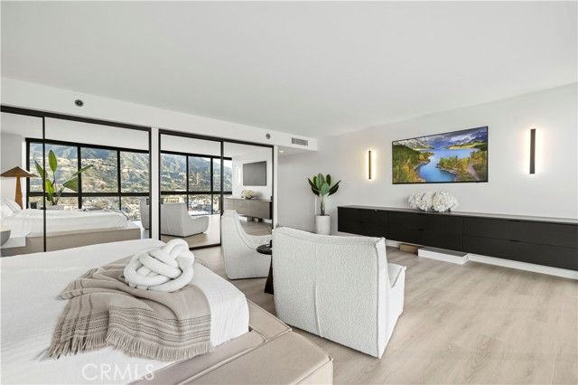 222 Monterey 1402, Glendale, CA 91206