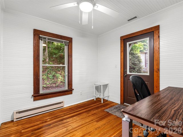 206 Chestnut Hill Road, Gerton, NC 28735