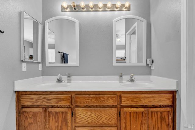 1500 Bella Vista Dr, Suisun City, CA 94585