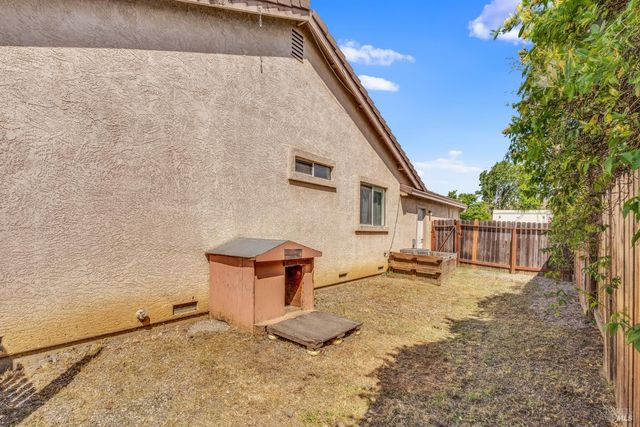 1500 Bella Vista Dr, Suisun City, CA 94585