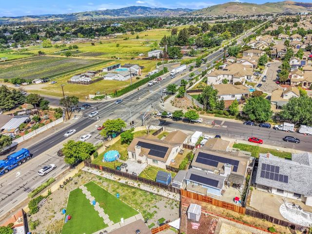 1500 Bella Vista Dr, Suisun City, CA 94585