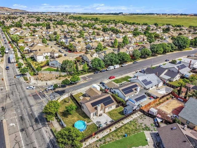 1500 Bella Vista Dr, Suisun City, CA 94585