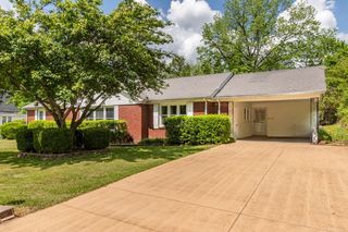 544 E Madison St, Pulaski, TN 38478