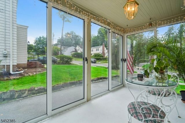 68 Linden Ave, Verona Twp., NJ 07044