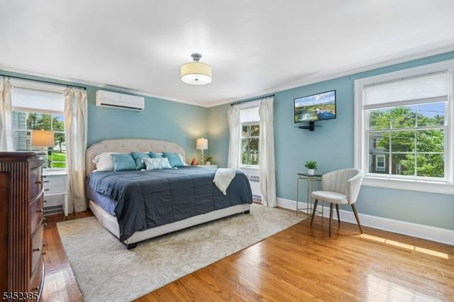 68 Linden Ave, Verona Twp., NJ 07044