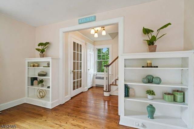68 Linden Ave, Verona Twp., NJ 07044