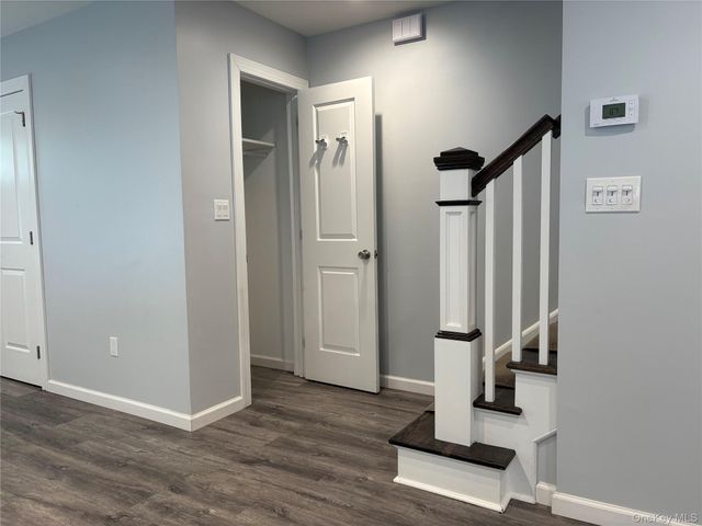 17B Dunes Lane Right, Port Washington, NY 11050