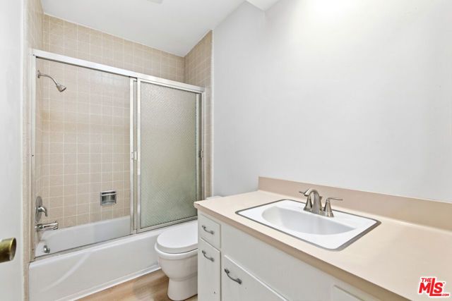 8900 Alto Cedro Drive, Beverly Hills, CA 90210