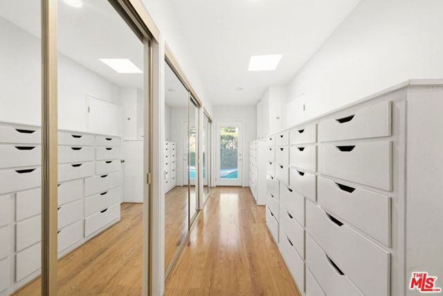 8900 Alto Cedro Drive, Beverly Hills, CA 90210