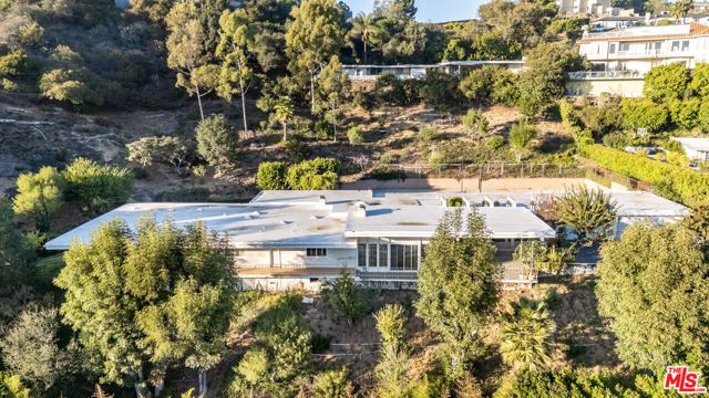 8900 Alto Cedro Drive, Beverly Hills, CA 90210