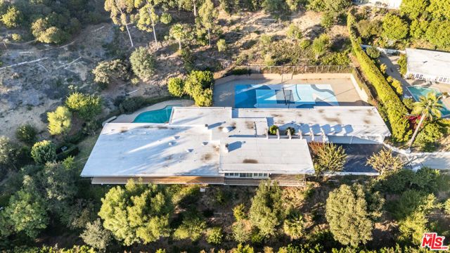 8900 Alto Cedro Drive, Beverly Hills, CA 90210