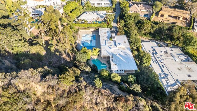 8900 Alto Cedro Drive, Beverly Hills, CA 90210