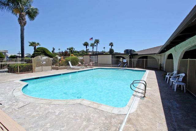 1401 El Norte Parkway SPC 282, San Marcos, CA 92069