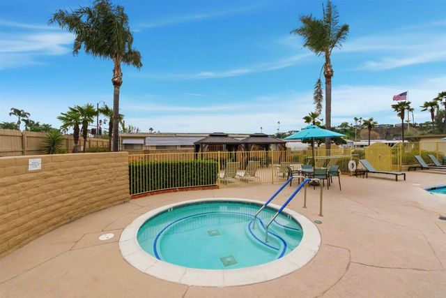 1401 El Norte Parkway SPC 282, San Marcos, CA 92069