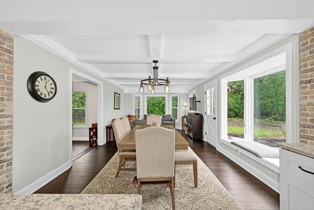 1005 Lone Tree ROAD, Elm Grove, WI 53122