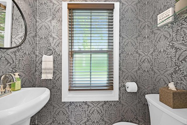 1005 Lone Tree ROAD, Elm Grove, WI 53122