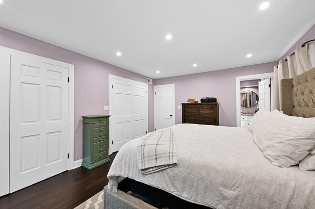 1005 Lone Tree ROAD, Elm Grove, WI 53122